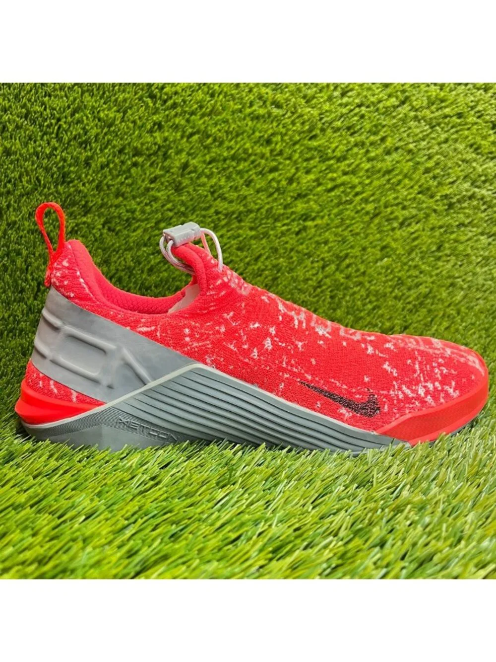 Nike React Metcon Mens Size 10.5 Red Gray Running Training Gym Shoes Sneakers